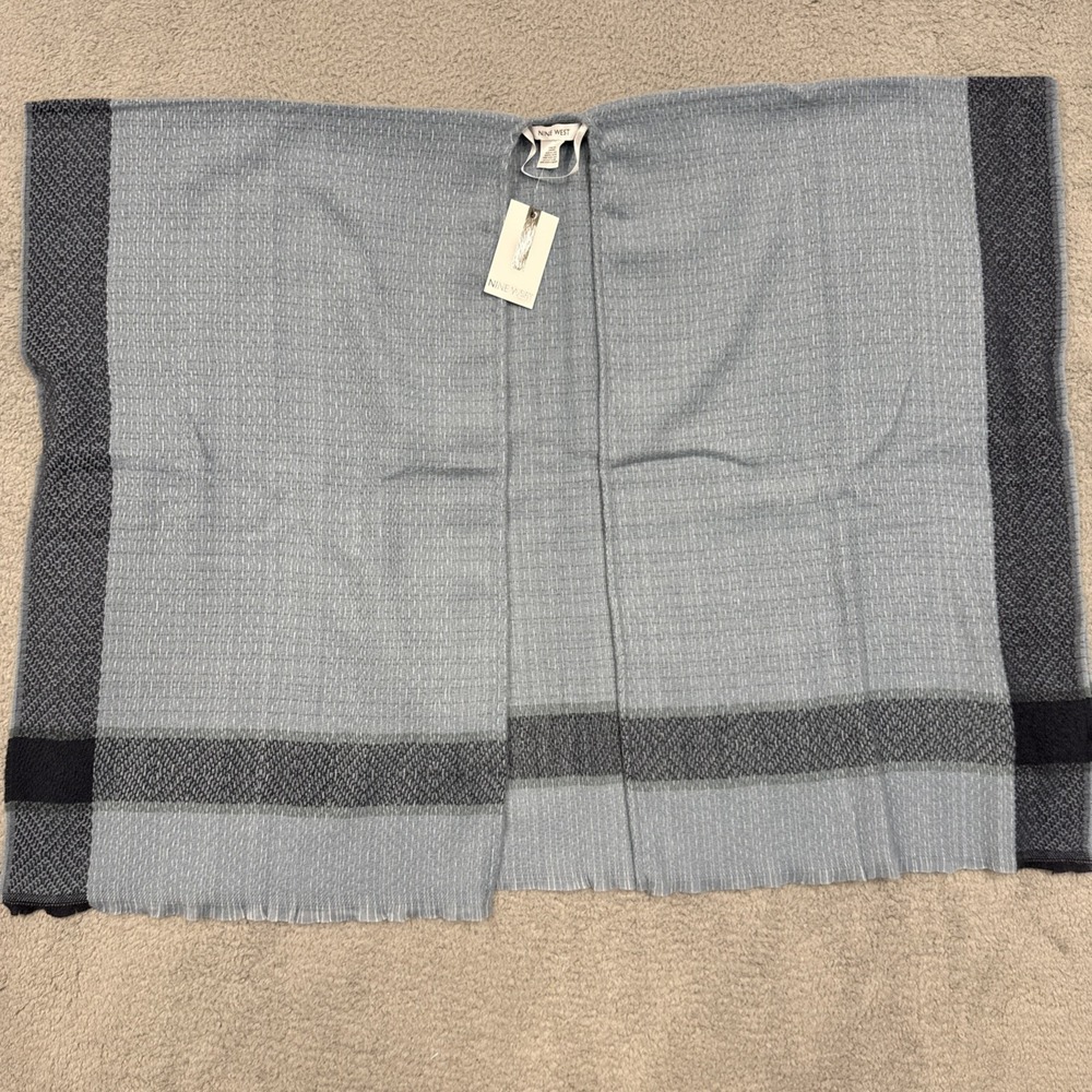 Nine West Shawl Womens One Size Blue Plaid Cover Up Scarf Soft‎ New With Tag